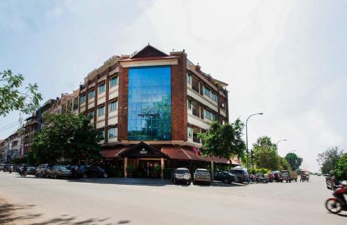 Chamkar Mon Hotel | Almond Hotel Sothearos