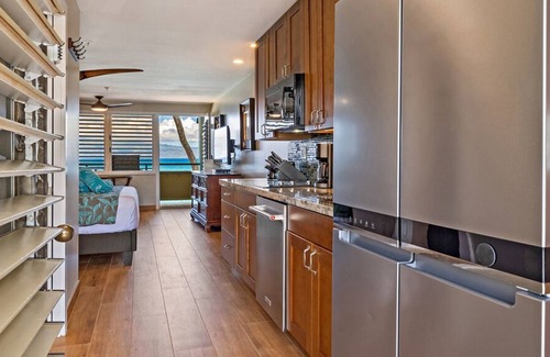 Napili Condo | Aloha Condos, Napili Bay Resort, Condo 203, Beachfront