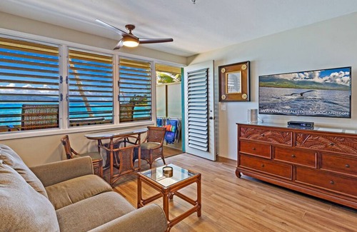 Napili Condo | Aloha Condos, Napili Bay Resort, Condo 203, Beachfront