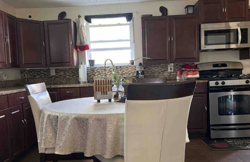 Falls Church House | Aloha of Falls Church 1