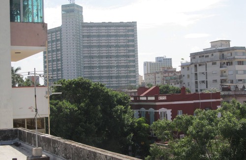 El Vedado Apartment | Alojamiento Residencial Vedado & Servicio de Wifi