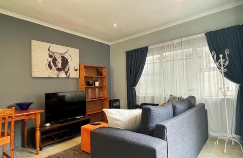 Greater Johannesburg Metropolitan Area Apartment | Alon Cottage
