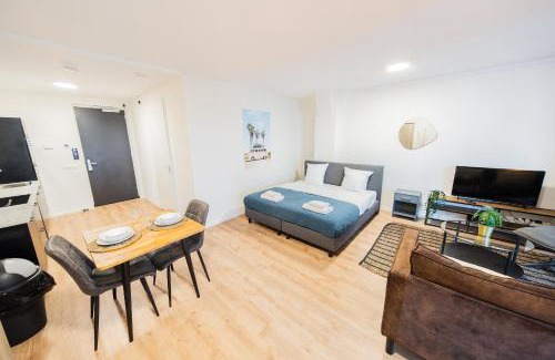 Kop van Zuid Apartment | Alphabet Apartments - Prins Hendrikkade 10