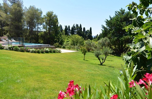 Plan-d'Orgon Villa | Alpilles Luberon, air conditioning, heated pool, 9 bedrooms 7 bathrooms