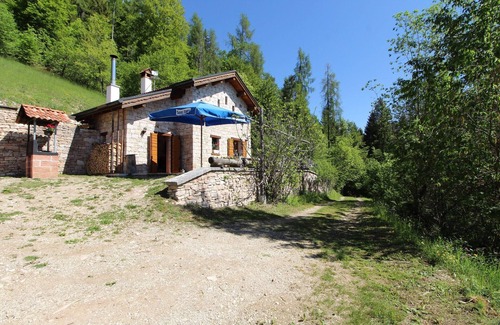 Lamon Ski Chalet | Alpine Getaway for Families