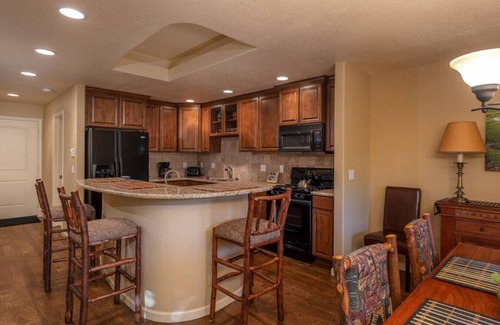 Driggs Villa | Alpine Meadows: Creekside, Aspen Views, Light & Spacious, Fireplace & 2-car garage