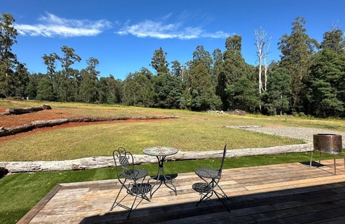 Marysville House | ALPINE SERENITY IN MARYSVILLE