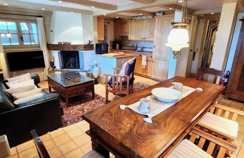 Verbier Ski Chalet | Alpine Serenity: Stylish Chalet with Scenic Views and Spacious Layout