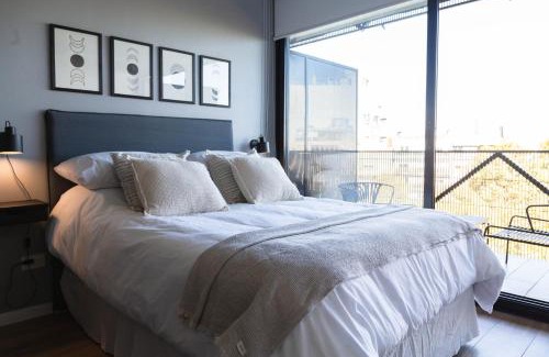 Villa Crespo Apartment | Alpinia Deluxe Studio