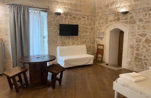 Molfetta Bed & Breakfast | ALTANA DI TUFO