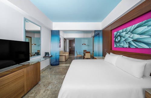San Jose del Cabo Hotel | Altitude by Krystal Grand Los Cabos – All Inclusive