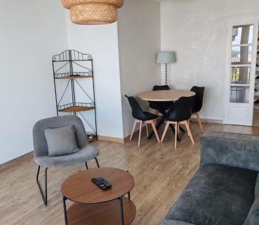 Paroisse de la Pentecote Apartment | Altitude Intérieure