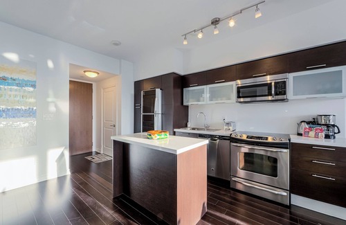 Bloor-Yorkville Apartment | Altitude Suites on Yonge