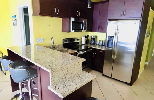 Red Hook Condo | Amazing View: 1 Bed/1 Bath Villa on Red Hook strip
