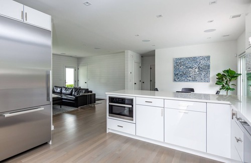 Amagansett North House | Amagansett Gated and Private Modern Ranch