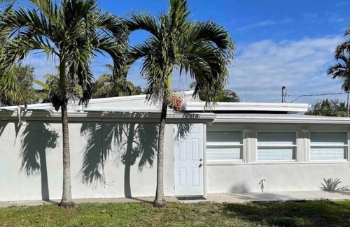South Miami House | Amaizing House in South Miami, FL 1/1