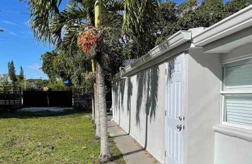 South Miami House | Amaizing House in South Miami, FL 1/1