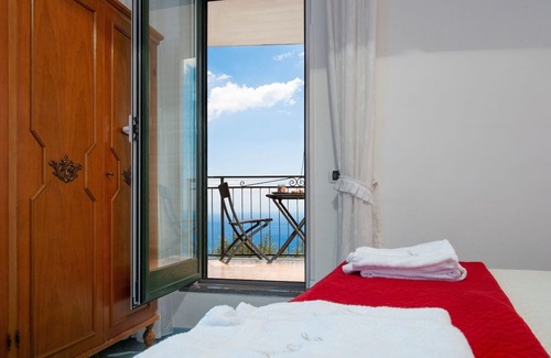 Furore House | Amalfi Coast Apartment