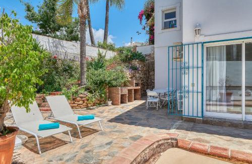 Torreblanca Apartment | Amapola House Exclusive Private Pool, BBQ & Pet Friendly Torreblanca Fuengirola by Groway Home