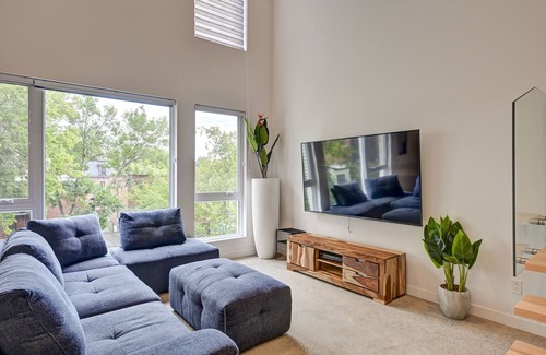 Pointe-Saint-Charles Condo | Amazing 3 bedrooms/2Bathroom - Downtown Montreal