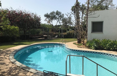 Caesarea House | Amazing 4 bedroom 3.5 bath villa in Caesarea Israel near beach & golf course