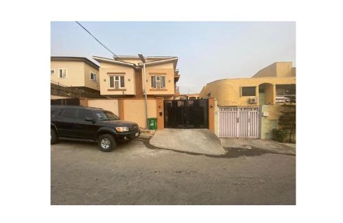 Ikeja House | Amazing 4 Bedroom Duplex in Ikeja Allen Avenue