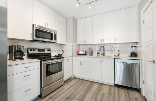 Central Business District Apartment | Amazing 4-Bedroom Haven in the Heart of New Orleans