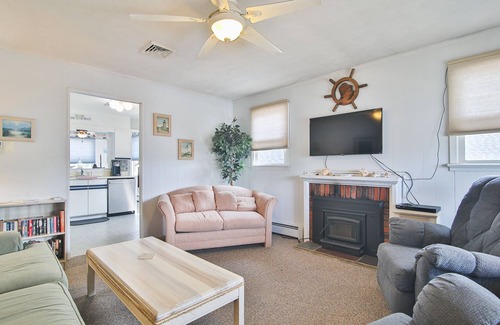 Ortley Beach House | Amazing 4 bedroom stay, 4 houses from the beach!