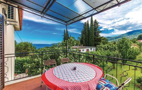 Ika Apartment | Amazing Apartment In Lovran With Wifi