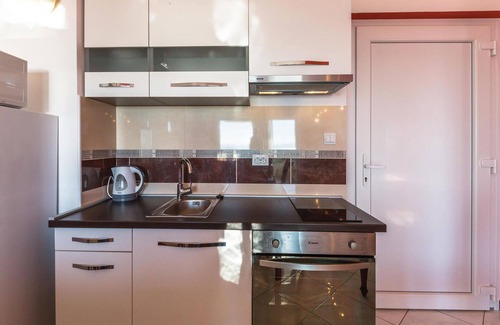Zelenka Apartment | Amazing apartment in Makarska with WiFi