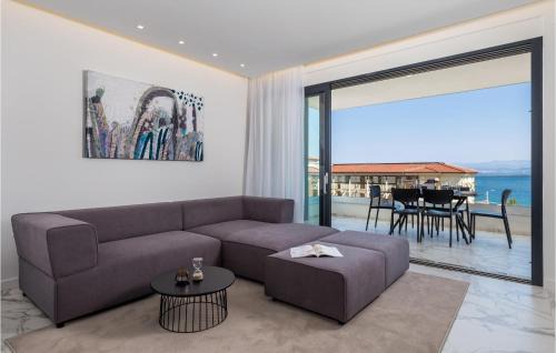 Zidarici Apartment | Amazing Apartment In Malinska With Wifi