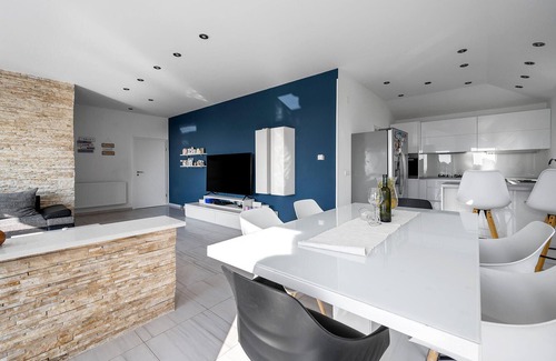 Susica Apartment | Amazing apartment in Murter with WiFi