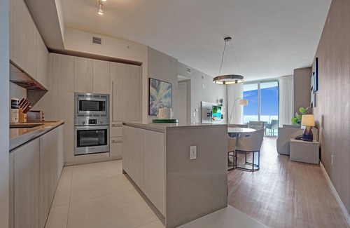 Hollywood South Central Beach Apartment | Amazing Apartments at Lyfe Resort and Residences