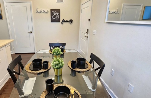 Deerwood Apartment | Amazing apt near JacksonvilleTown Center