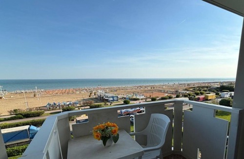 Bibione Lido dei Pini Apartment | Amazing beachfront apartment-Beahost