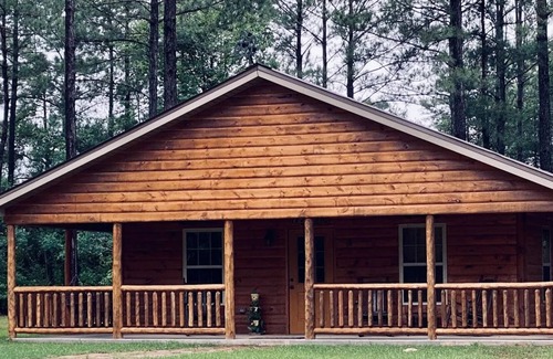 Talisheek Cabin | Amazing Campground w/80 acres to explore along the beautiful Bogue Chitto River!