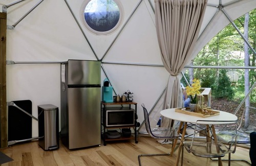 Pittman Center RV Rental | Amazing Creekside Glamping Dome in Park-Like Setting with Hot Tub & A/C!
