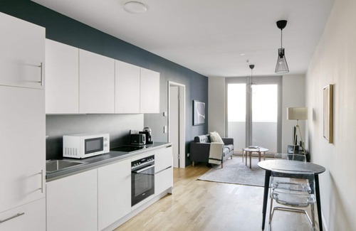 Favoriten Apartment | Amazing Favoriten 1BR w/Gym & Elevator, steps to Metro, by Blueground