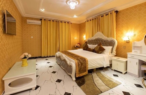 Teshie Hotel | Amazing Grace Hotel & Suites
