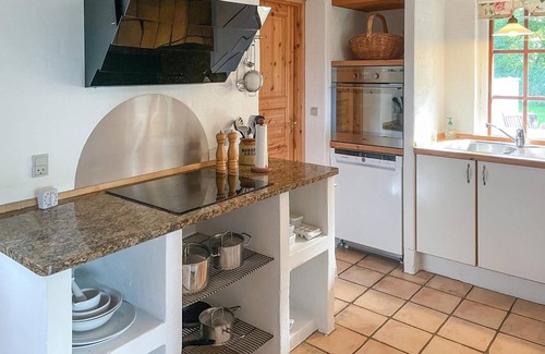 Ristinge House | Amazing home in Humble with sauna