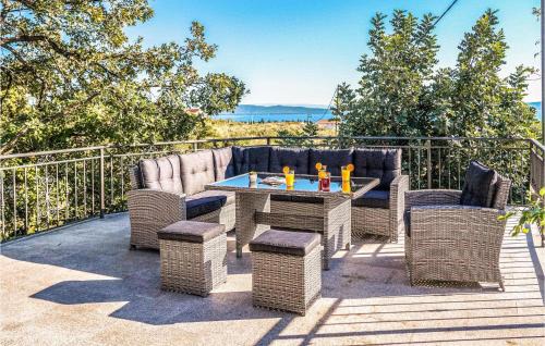 Kastela House | Amazing Home In Kastel Luksic