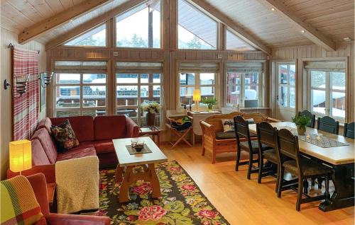 Lesja House | Amazing Home In Lesjaverk With Wi-Fi