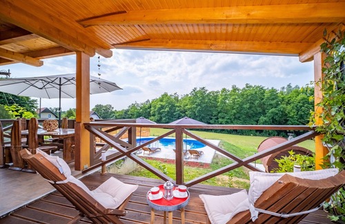 Karlovac House | Amazing home in Lipje with sauna