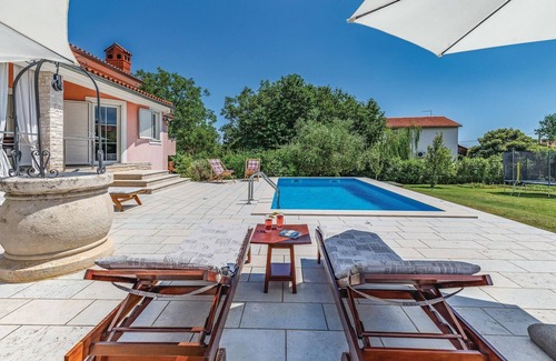 Marcana House | Amazing home in Marcana with WiFi