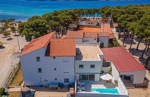 Sibenik House | Amazing home in Zablace