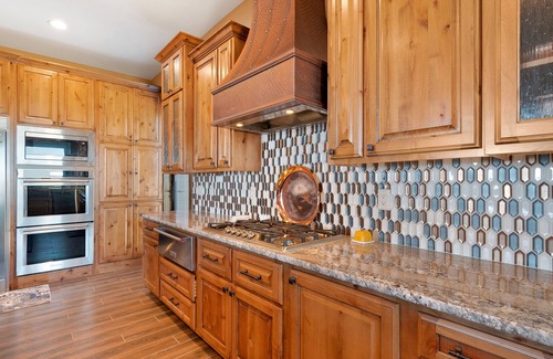 Fish Haven Cabin | Amazing home on 7-acres with indoor sports court, home theater and much more