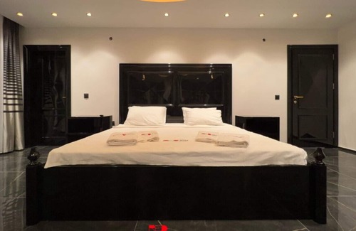 Antalya City Centre Villa | Amazing House with Private Pool in Alanya