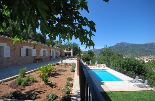 Soller House | Amazing house with stunning views, pool, WIFI, close to the centre of Sóller