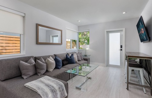 Colee Hammock House | Amazing las olas bungalow