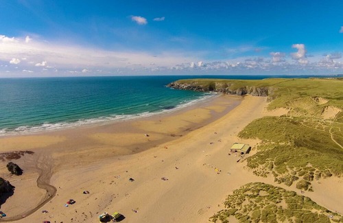 Holywell Apartment | Amazing location almost on the beach!